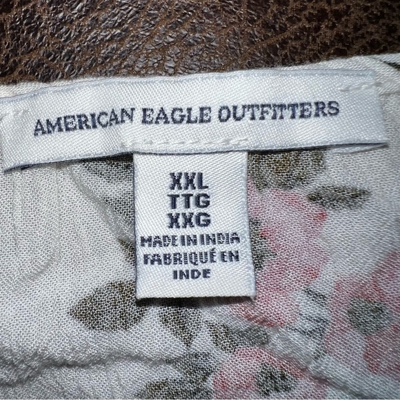 American Eagle cold shoulder floral top size XXL - Picture 6 of 8